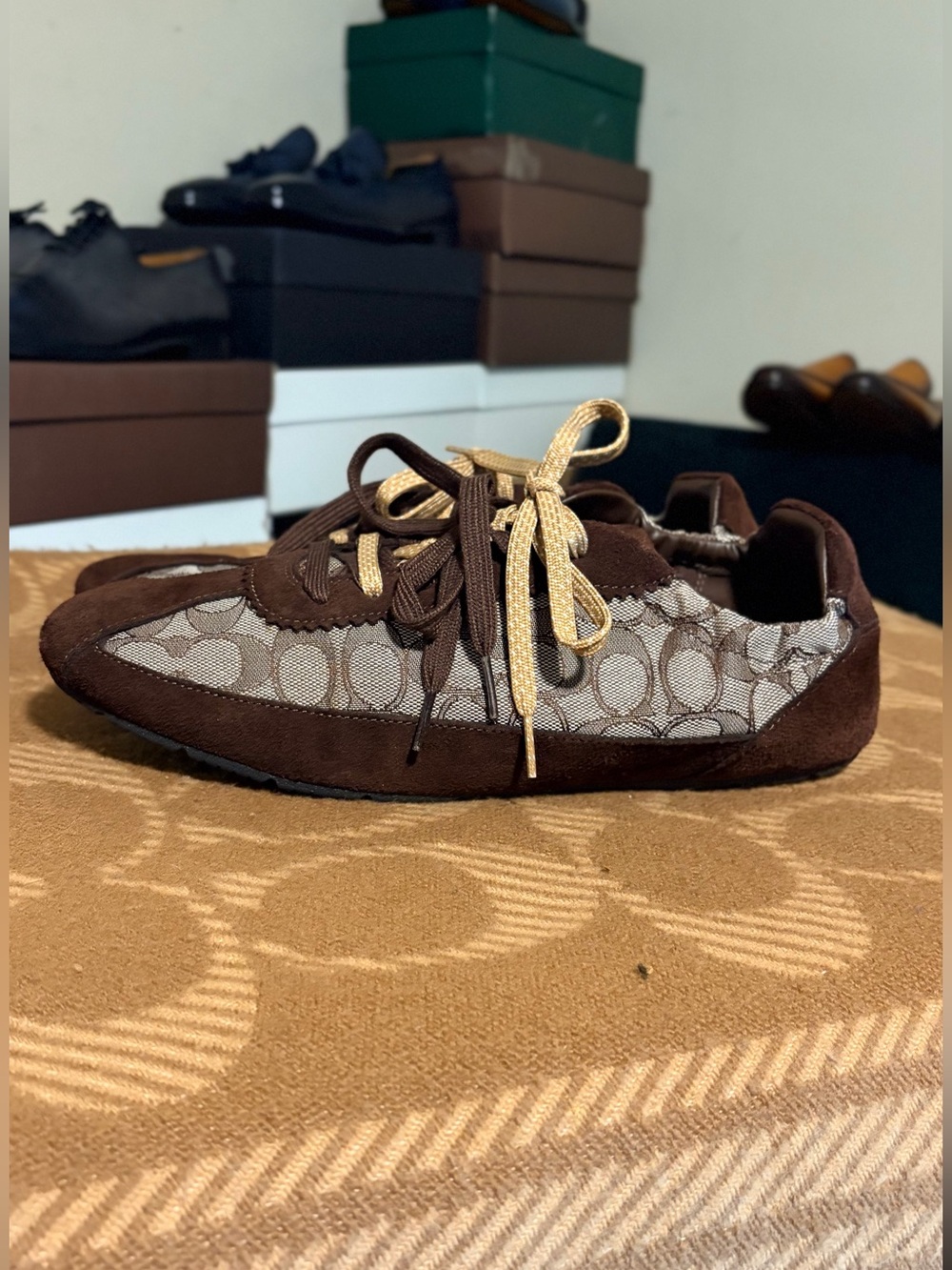*pre-loved* COACH soft sneaker in signature Jacquard